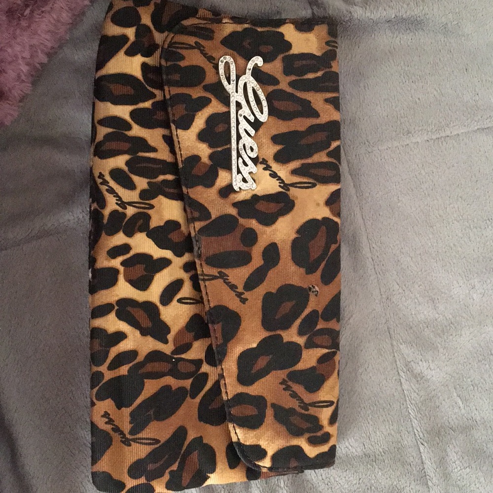 Lovely leopard clutch! Good condition